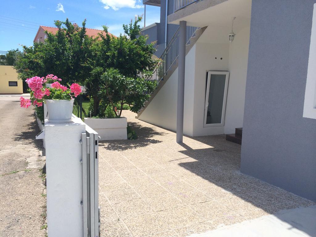 Apartments Milena โวดีเซ ภายนอก รูปภาพ